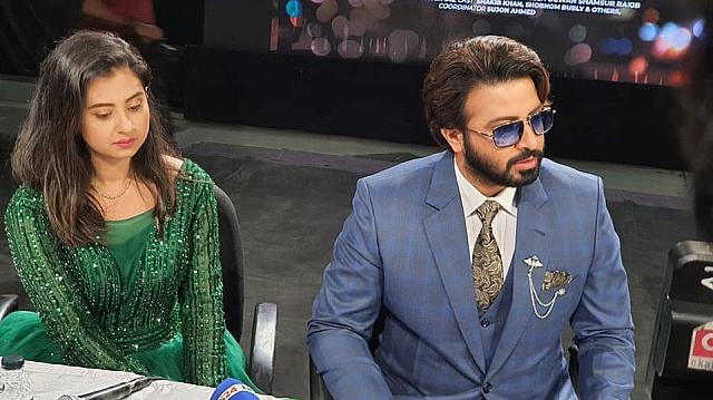 সারাক্ষণ বুবলীকে এড়িয়ে গেলেন শাকিব খান